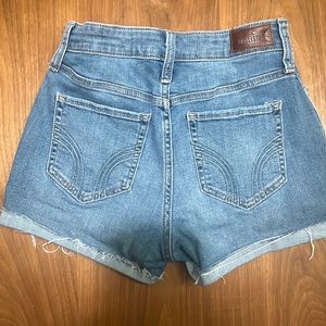 Hollister high rise mom shorts vintage stretch